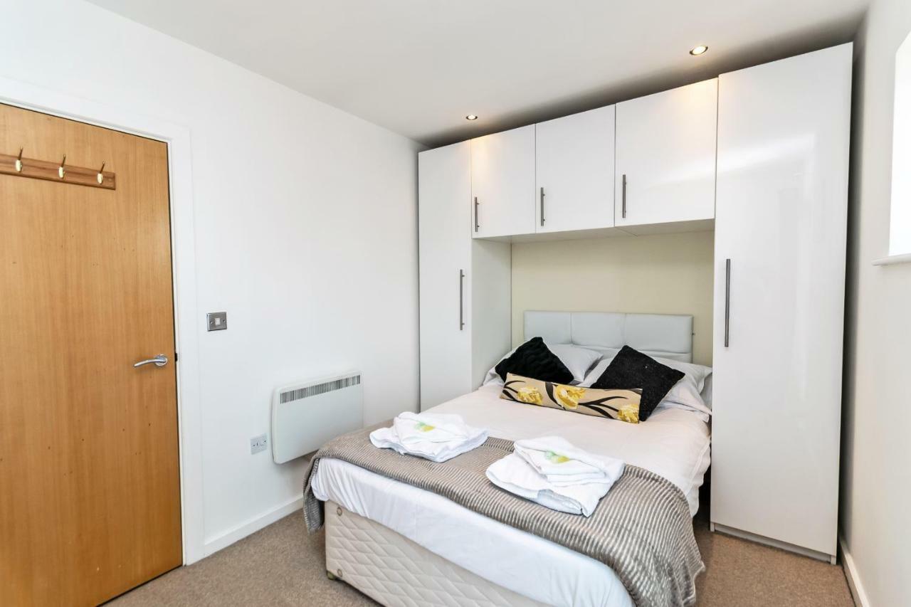 Racecourse Serviced Apartments Chester Zewnętrze zdjęcie